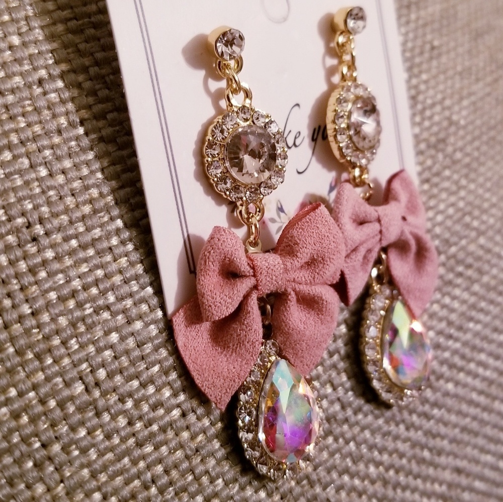 Glamorous Sparkly Long Drop Dangling Earri… - Picture 4 of 6